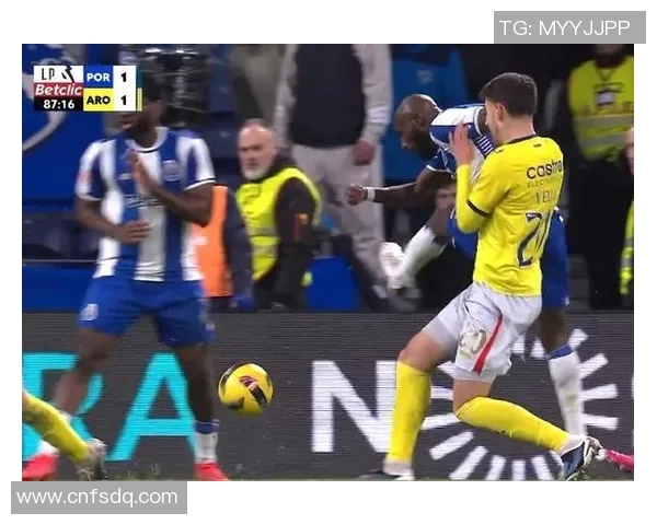 本菲卡与霭斯激战正酣谁将笑到最后争夺胜利荣耀