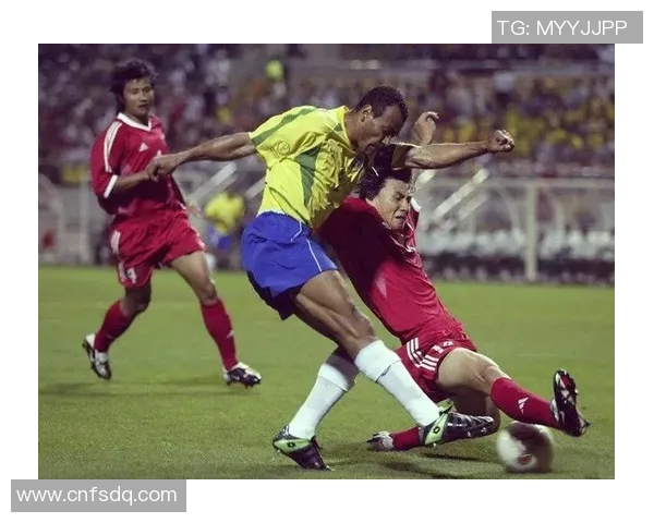 2002年世界杯经典对决巴西与德国高清比赛视频下载分享