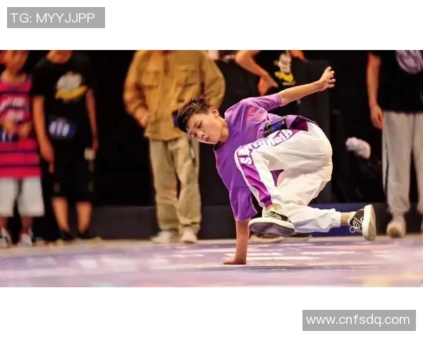 全国街舞大赛点评:西安极限运动队展现卓越团队协作与默契配合 全国街舞大赛点评:西安极限运动队展现卓越团队协作与默契配合