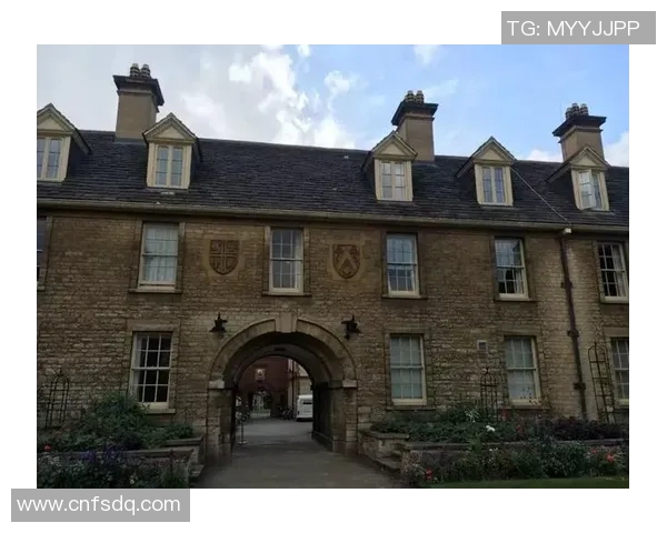 探索哈德森的魅力与历史深度揭示这座城市的独特文化与风景之旅 探索哈德森的魅力与历史深度揭示这座城市的独特文化与风景之旅