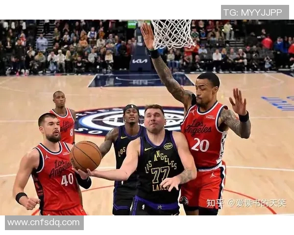 快船对决湖人篮球303精彩赛事回顾与分析 快船对决湖人篮球303精彩赛事回顾与分析