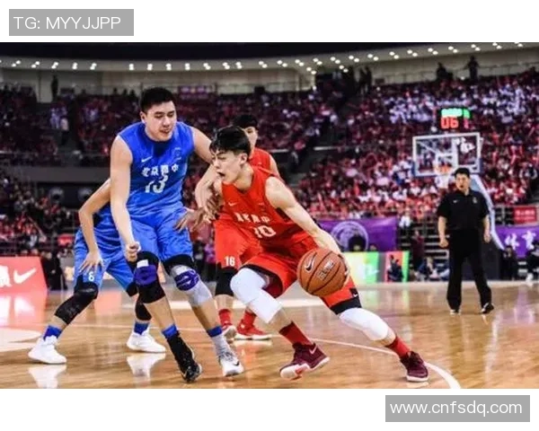 曾凡博的篮球之路:从青涩少年到璀璨明星的成长故事 曾凡博的篮球之路:从青涩少年到璀璨明星的成长故事